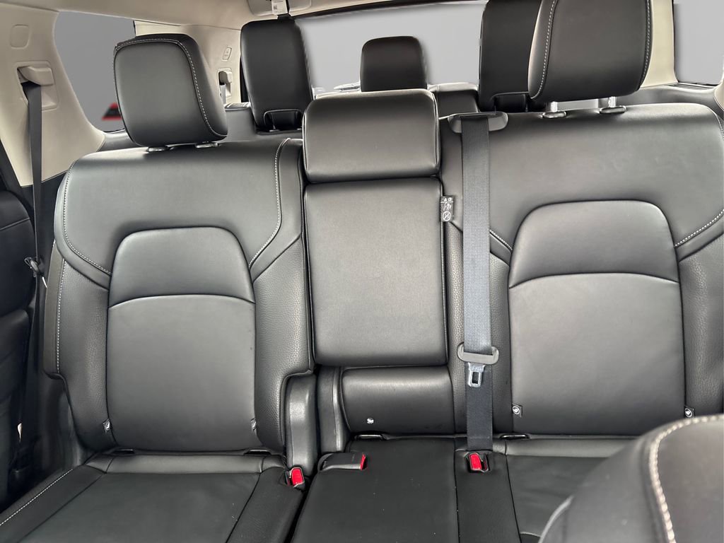 Used 2024 Nissan Pathfinder SL image 19