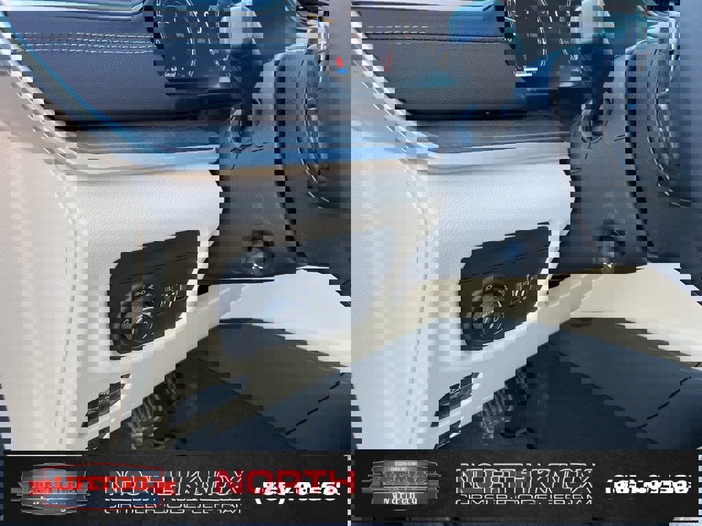 New 2025 Jeep Grand Cherokee L Limited image 7