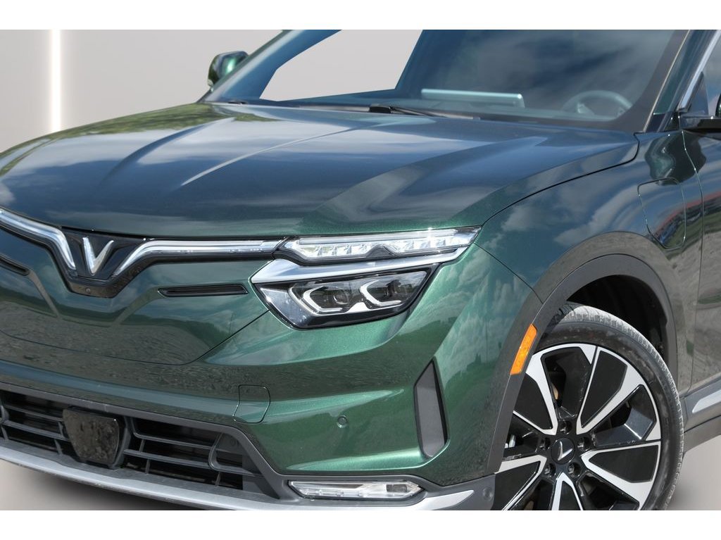 Used 2023 VinFast VF 8 Eco AWD/4WD image 31