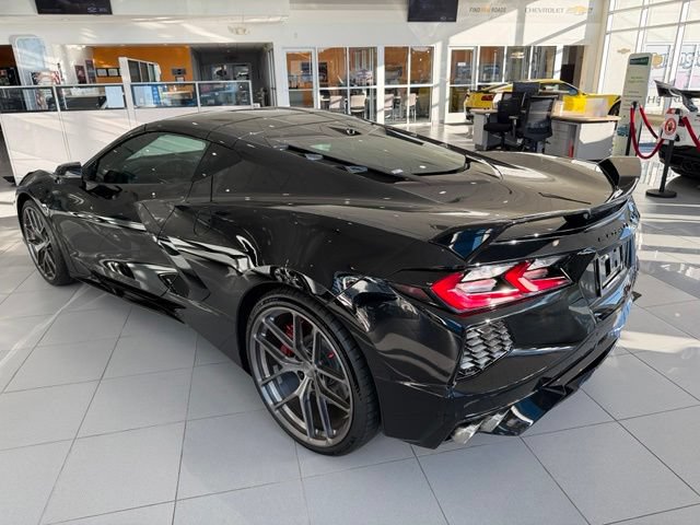 Used 2021 Chevrolet Corvette Stingray Premium Cpe w/ Z51 Performance Package RWD image 7