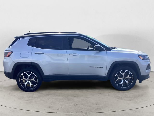 Certified 2025 Jeep Compass Limited AWD/4WD image 6
