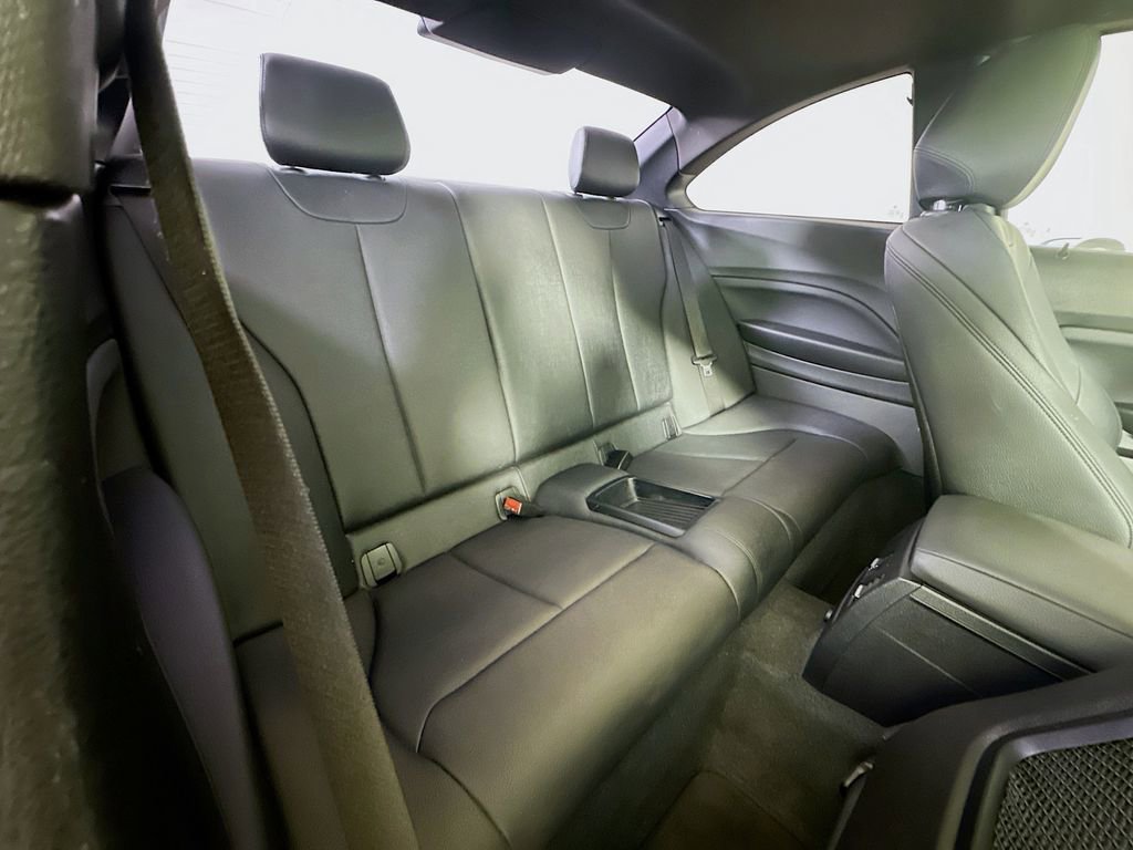 Used 2018 BMW 230i Coupe image 34