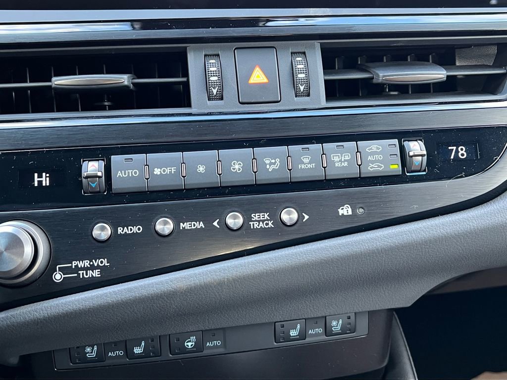 New 2025 Lexus ES 350 w/ Premium Package image 19