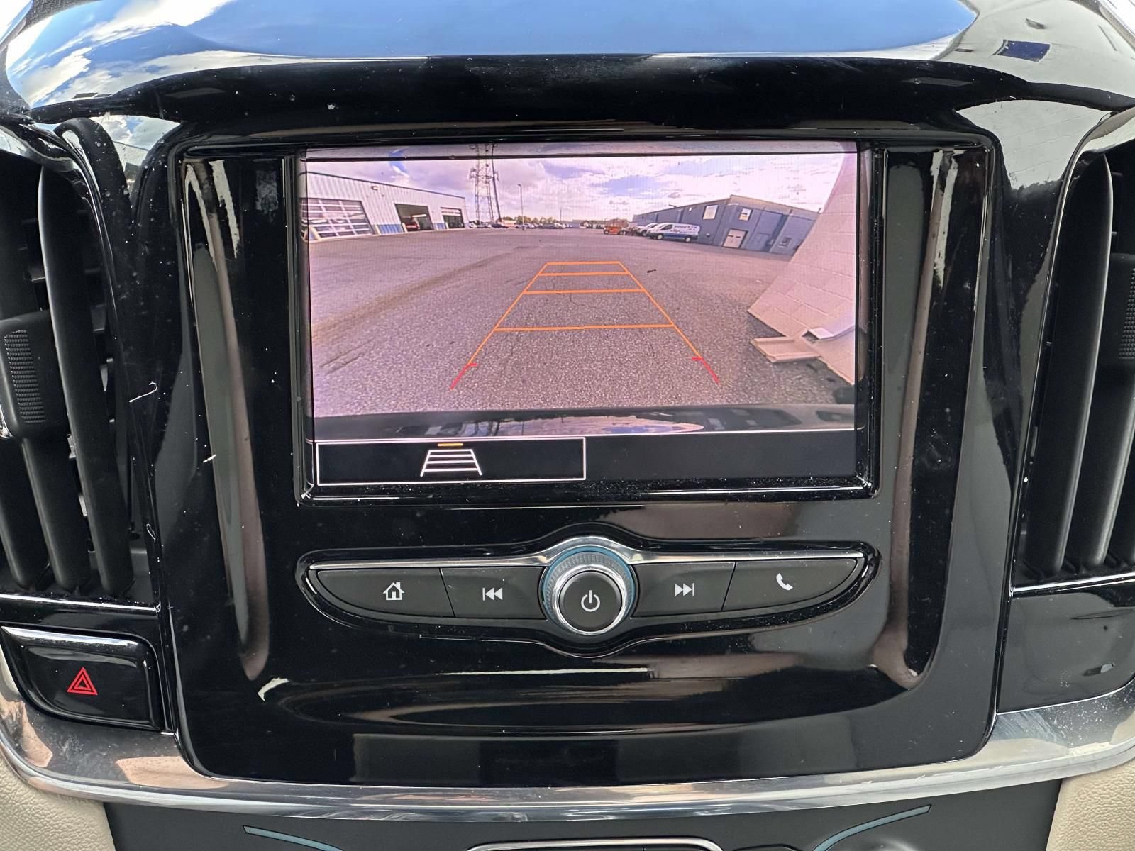 Used 2023 Chevrolet Traverse LS w/ Safety Package FWD image 18