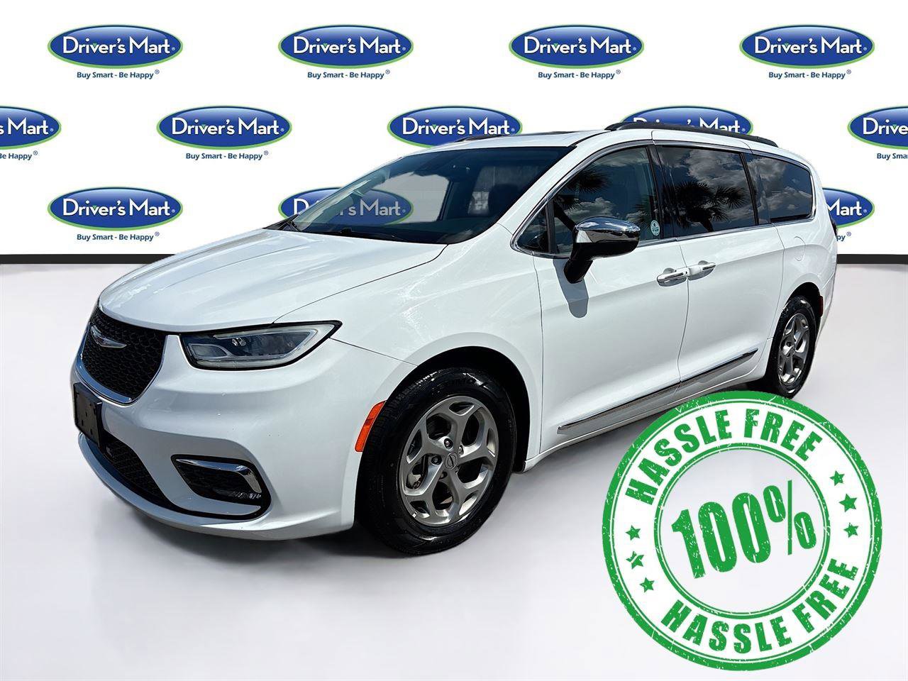 Used 2023 Chrysler Pacifica Limited image 3