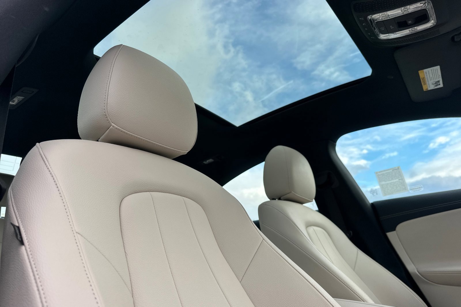 Certified 2025 Mercedes-Benz CLA 250 image 18