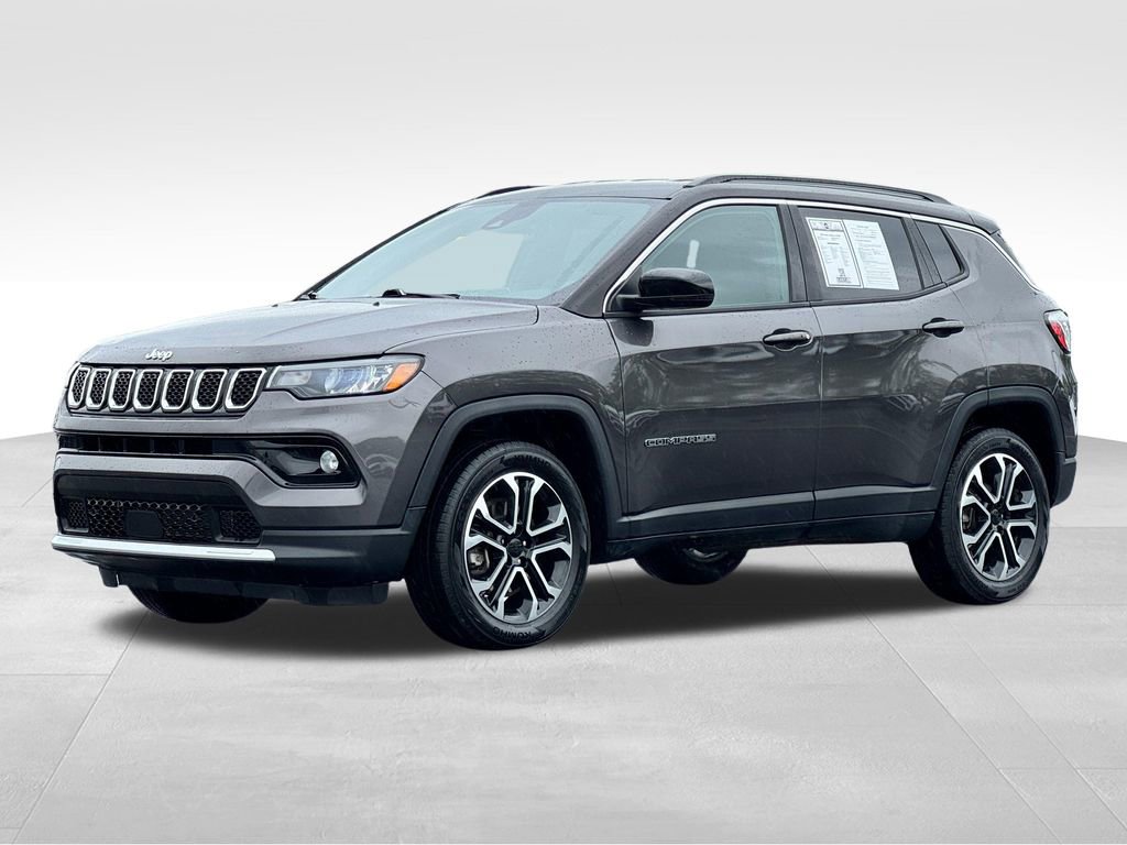 Used 2023 Jeep Compass Limited AWD/4WD image 3
