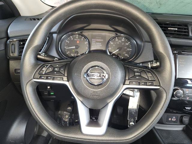 Certified 2020 Nissan Rogue S FWD image 23