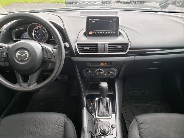 Used 2016 MAZDA MAZDA3 i Sport FWD image 13