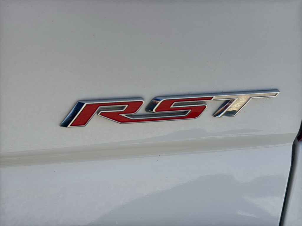 Used 2024 Chevrolet Silverado 1500 RST w/ Z71 Off-Road Package AWD/4WD image 11