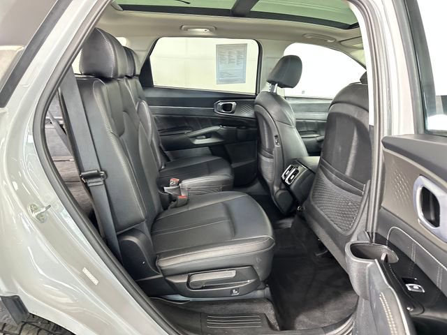 Used 2022 Kia Sorento SX image 34