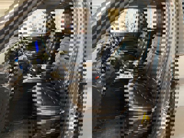 Certified 2021 Ford Explorer XLT w/ Equipment Group 202A image 14