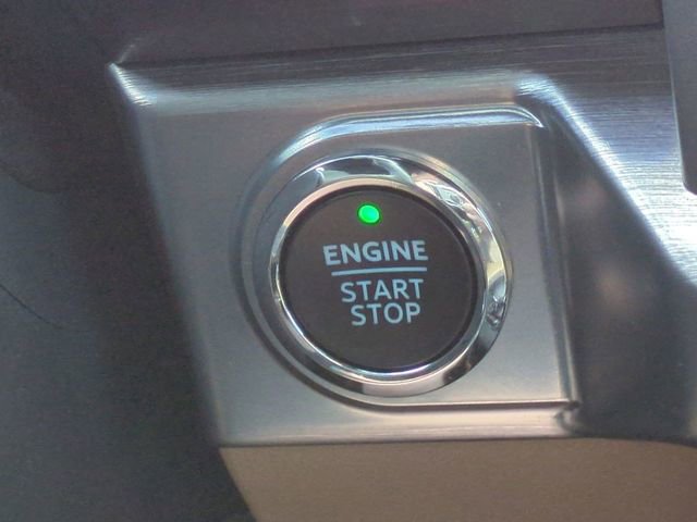 Used 2022 Ford F150 Lariat w/ Equipment Group 502A High RWD image 28