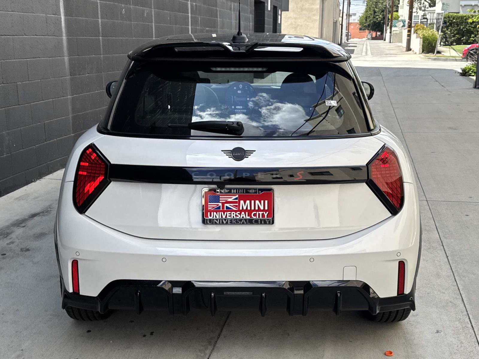 Used 2026 MINI Cooper S FWD image 4
