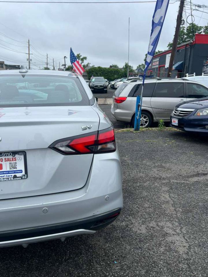 Used 2021 Nissan Versa SV FWD image 10
