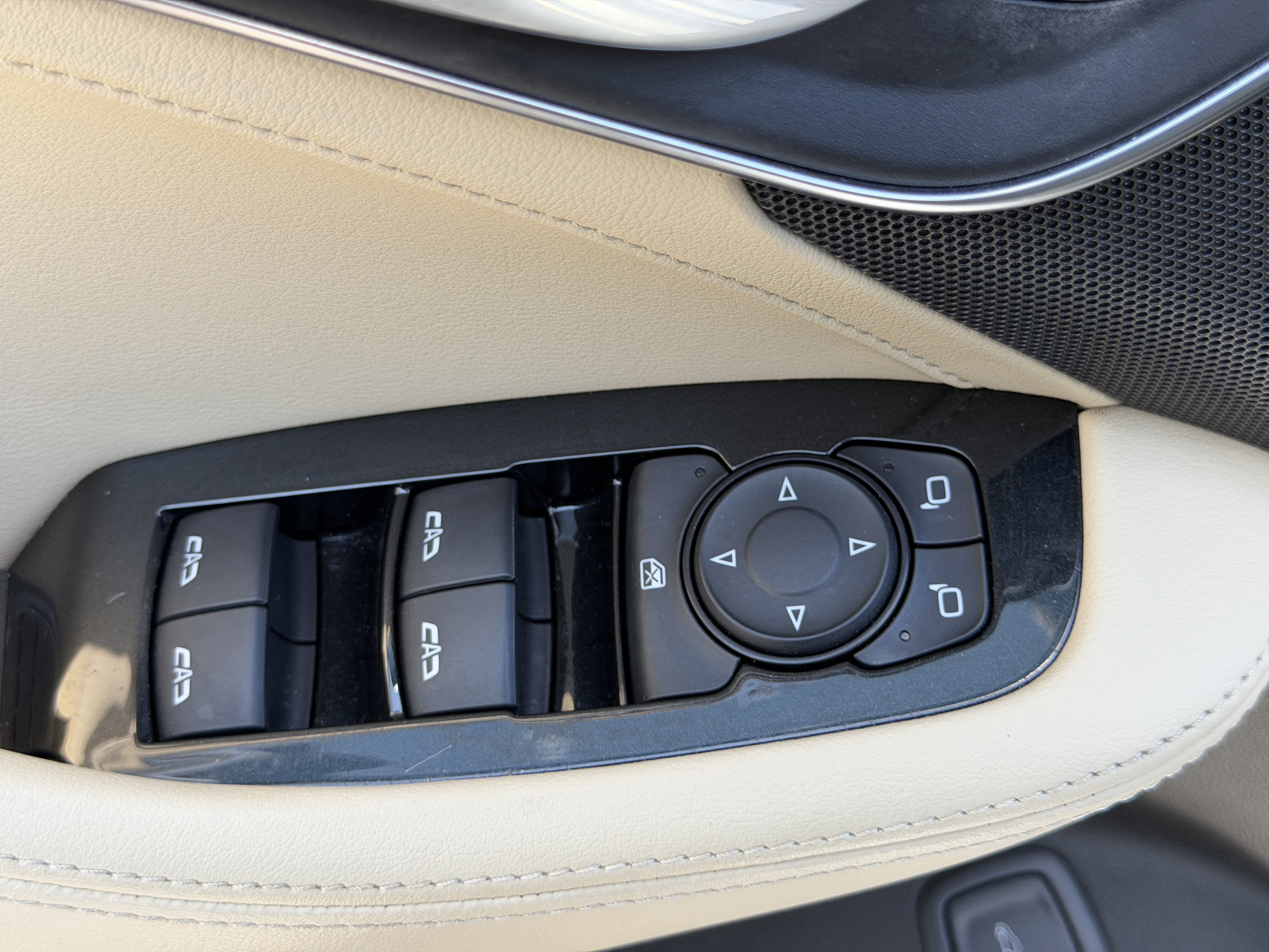 Certified 2023 Cadillac CT5 Luxury RWD image 16