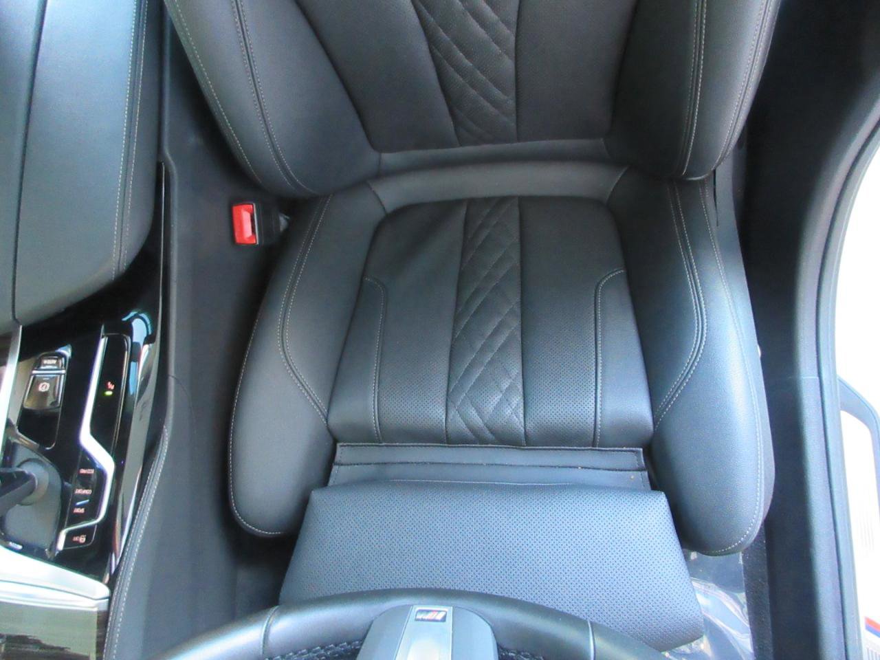 Used 2023 BMW 530i w/ M Sport Package RWD image 12