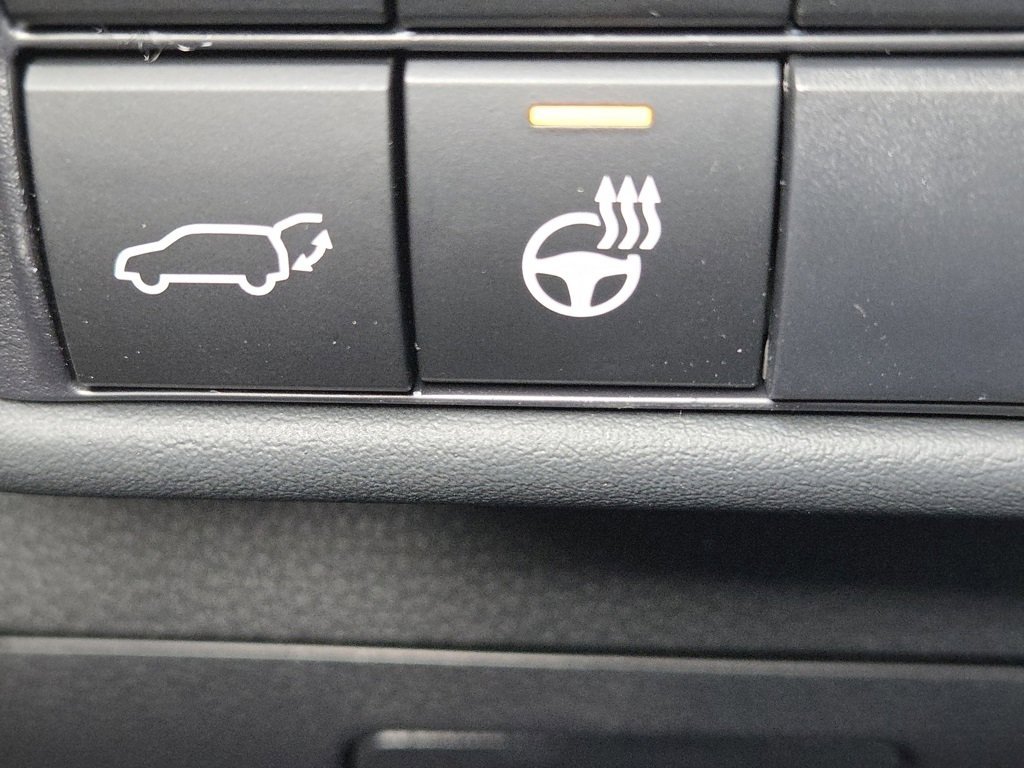 New 2026 Toyota Highlander Platinum image 19