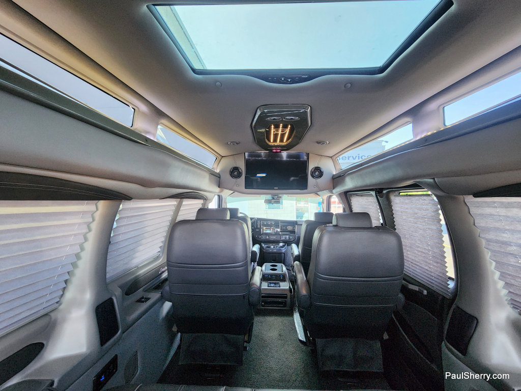 Used 2019 Chevrolet Express 2500 w/ Enhanced Convenience Package RWD image 35