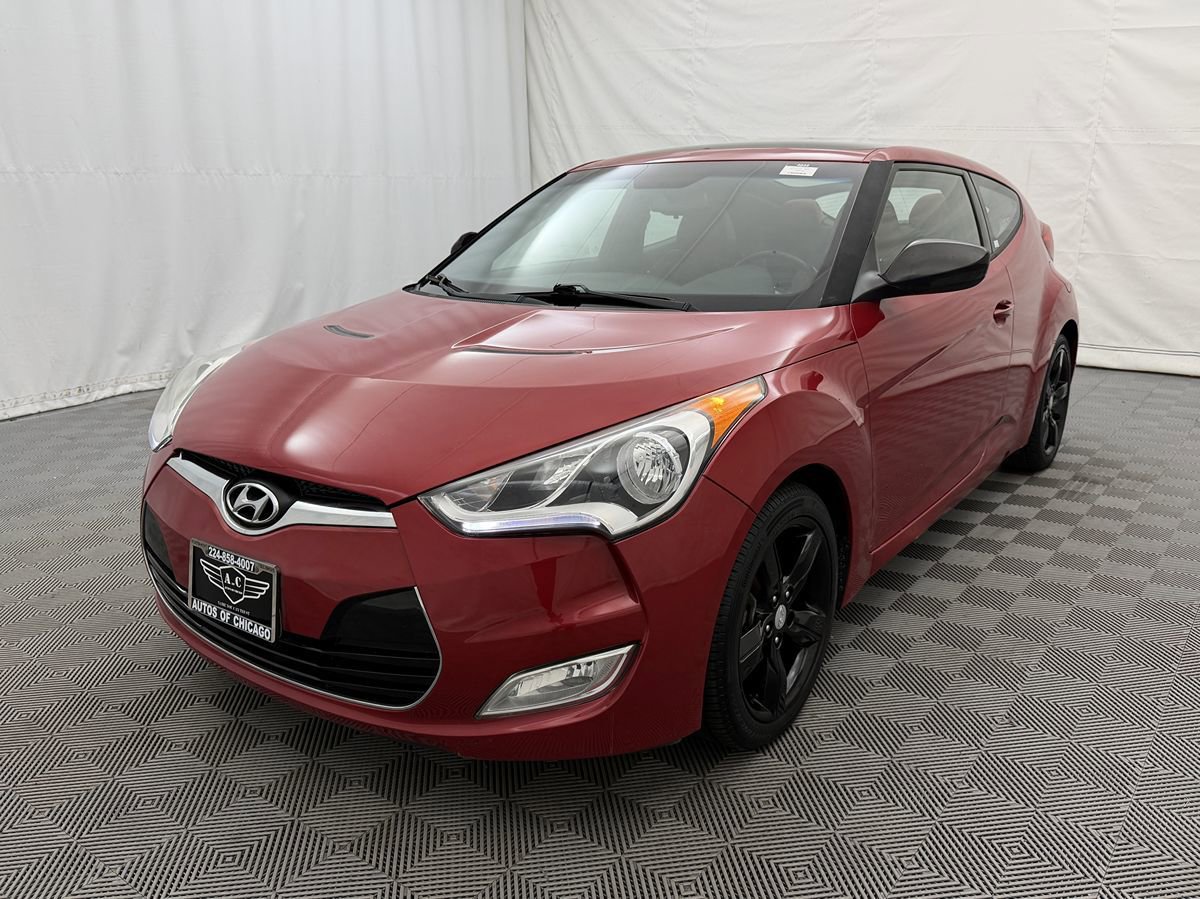 Used 2014 Hyundai Veloster w/ Style Package 02 FWD image 2