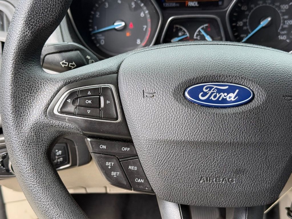 Used 2015 Ford Focus SE image 14