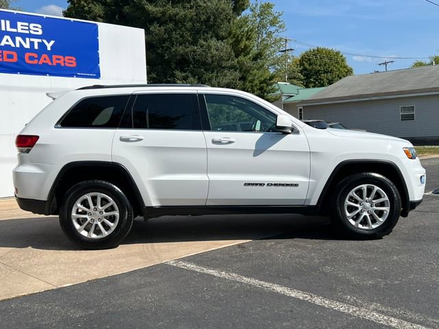Used 2021 Jeep Grand Cherokee Laredo image 41