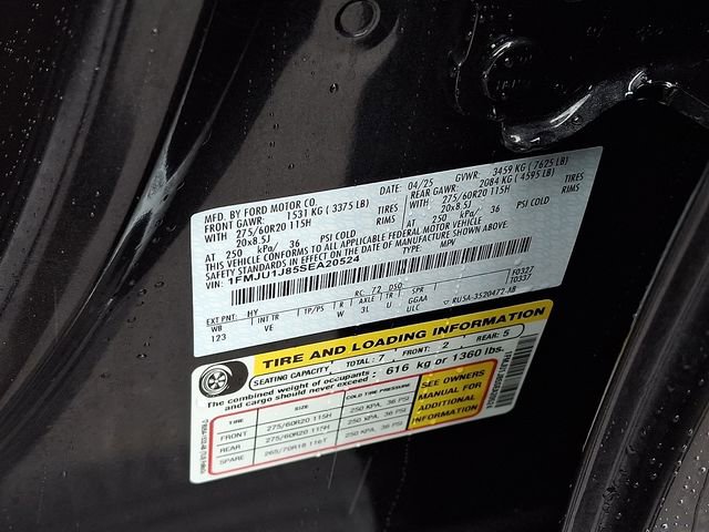 Used 2025 Ford Expedition Active image 21