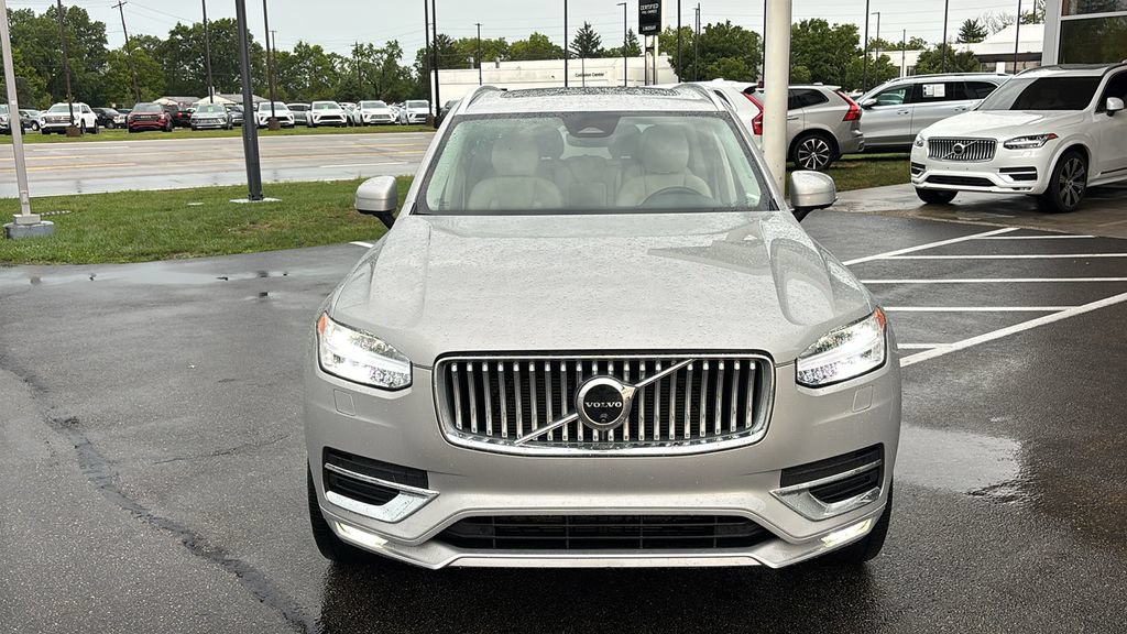 Certified 2024 Volvo XC90 B6 Plus AWD/4WD image 5