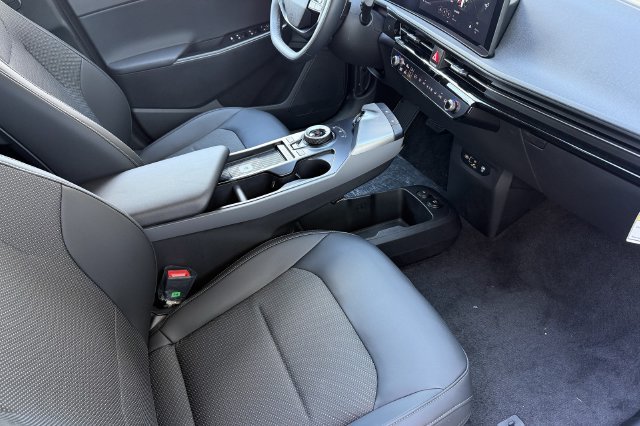 New 2026 Kia EV6 Light RWD image 17
