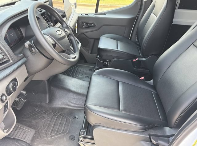 New 2026 Ford Transit 250 148 High Roof Extended w/ Load Area Protection Package RWD image 22