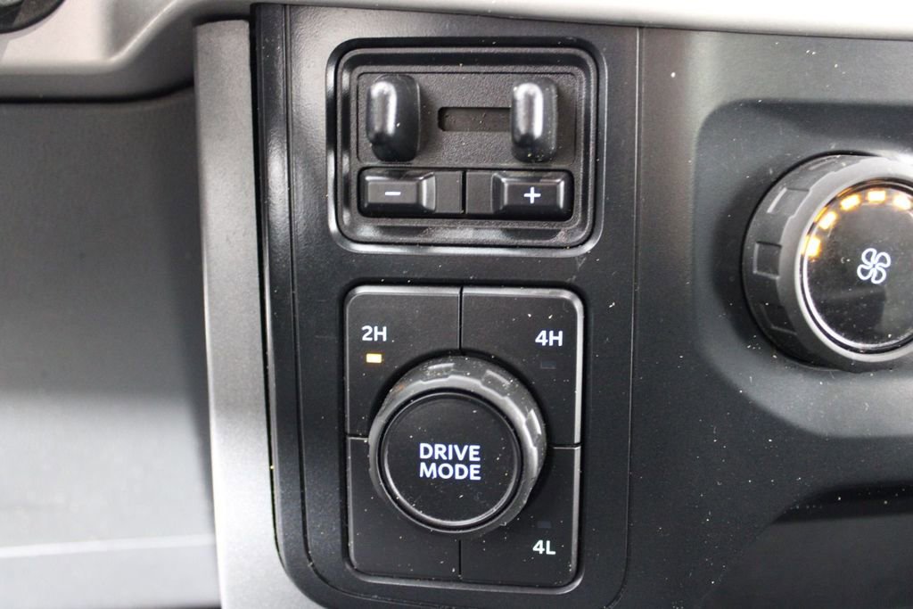 Used 2022 Ford F150 XLT w/ Trailer Tow Package image 23