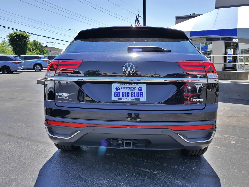 Used 2021 Volkswagen Atlas Cross Sport SE AWD/4WD image 6