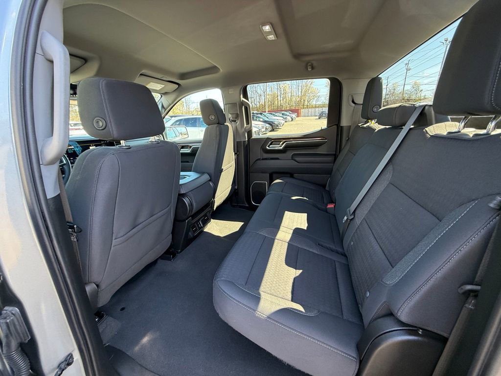 Used 2023 Chevrolet Silverado 1500 LT image 22