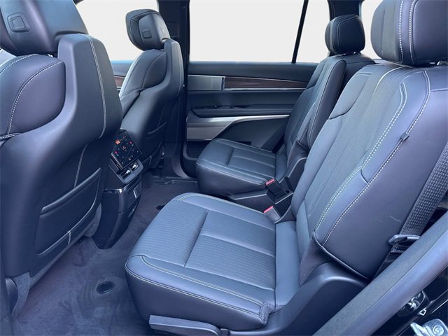 New 2026 Cadillac Vistiq Luxury w/ LPO, Floor Liner Package image 12