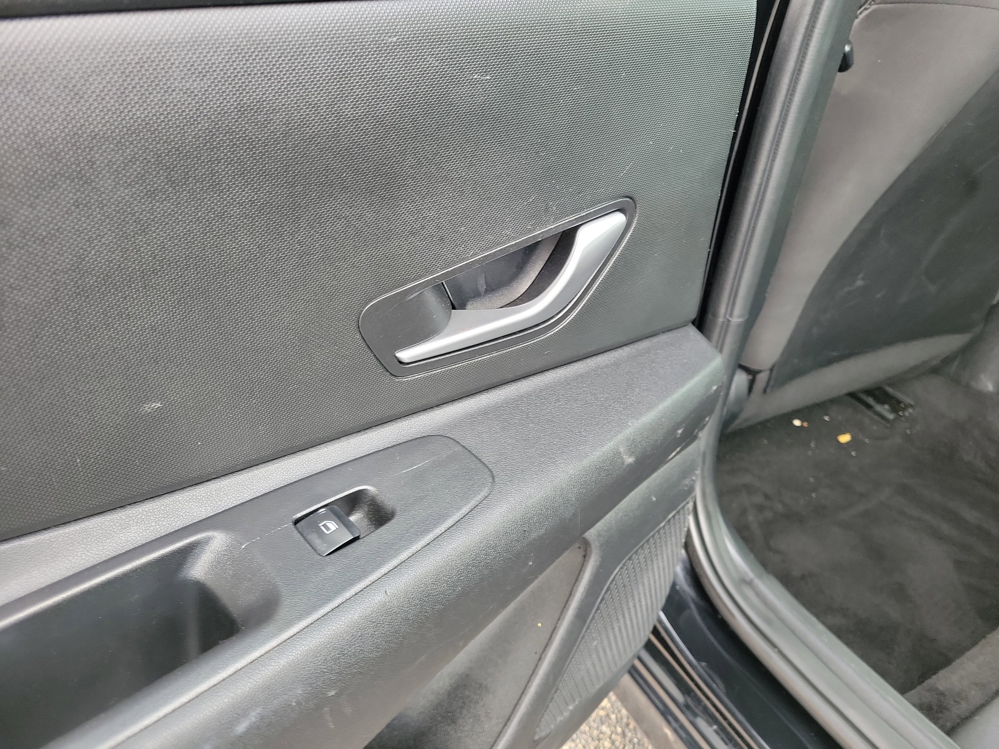 Used 2023 Hyundai Elantra SEL FWD image 13