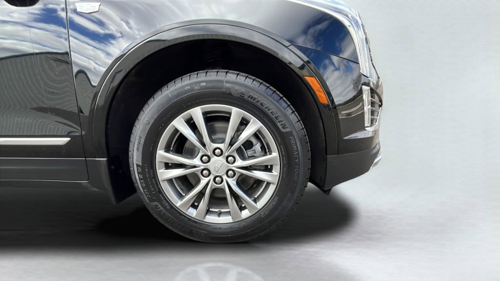 Used 2023 Cadillac XT5 Premium Luxury w/ LPO, Floor Liner Package image 21