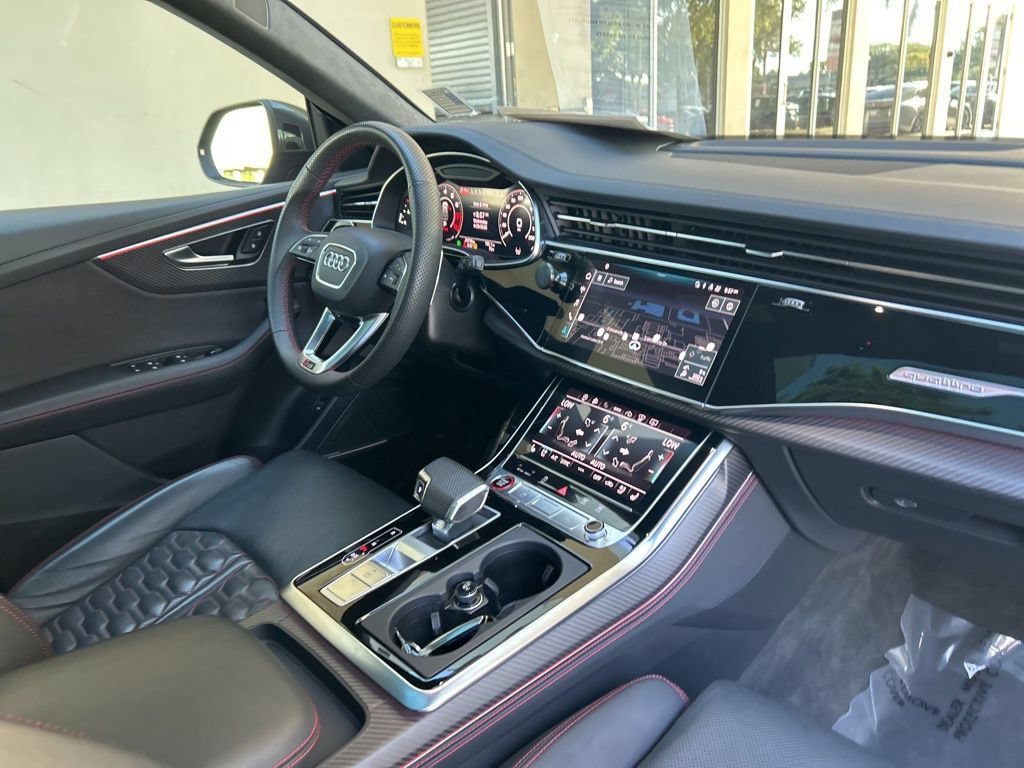 Used 2024 Audi RS Q8 AWD/4WD image 24