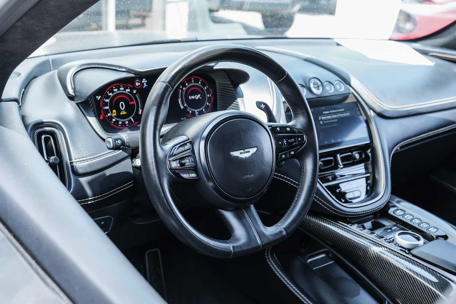 Used 2023 Aston Martin DBX AWD/4WD image 26