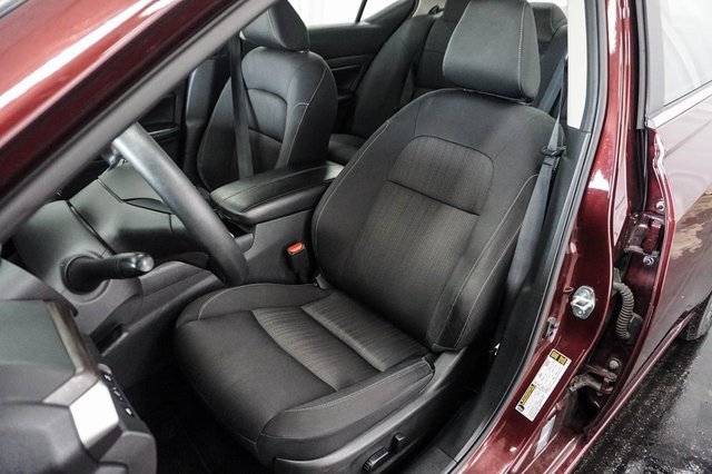 Used 2024 Nissan Altima 2.5 SV image 13