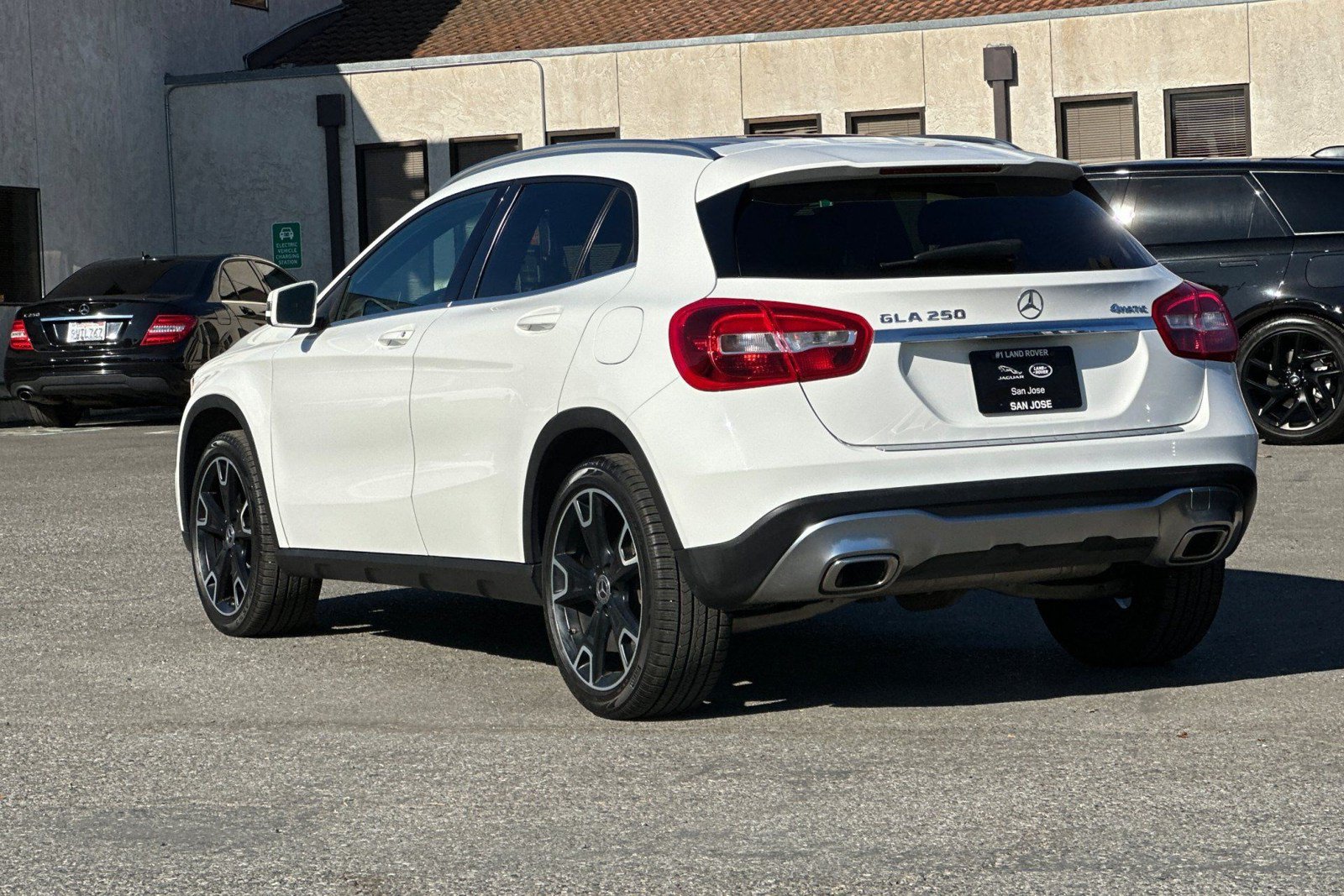 Used 2020 Mercedes-Benz GLA 250 4MATIC image 3