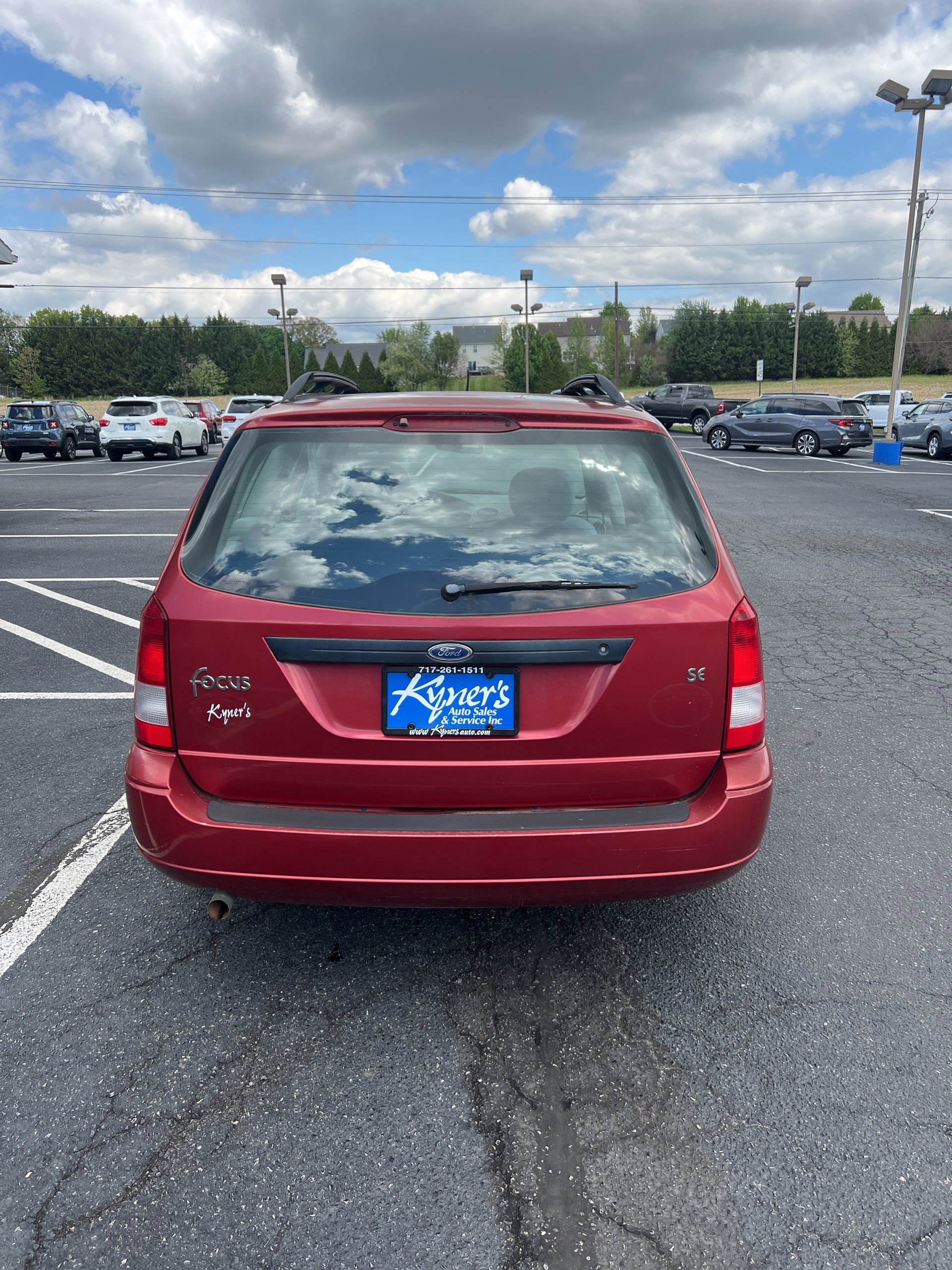 Used 2004 Ford Focus SE FWD image 3