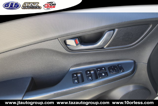 Used 2022 Hyundai Kona SE AWD/4WD image 11