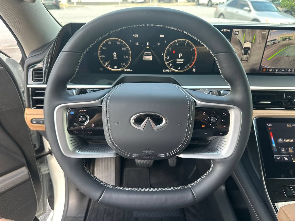 Used 2025 INFINITI QX80 Sensory AWD/4WD image 20