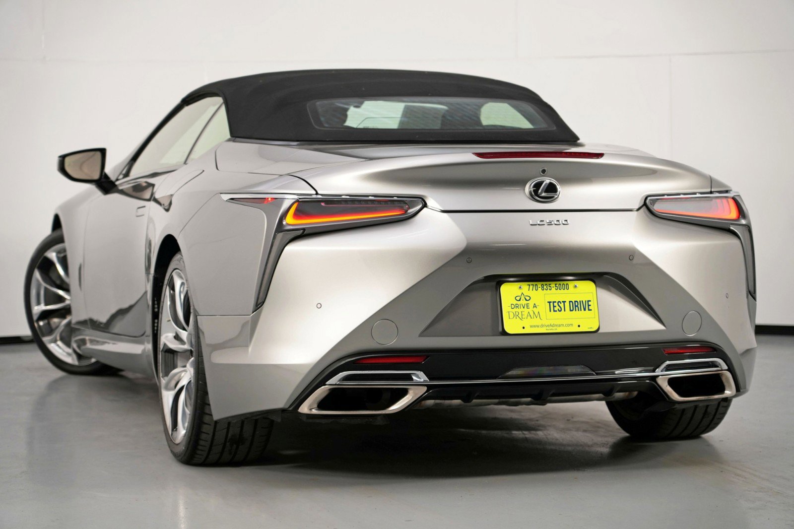 Used 2023 Lexus LC 500 Convertible image 6