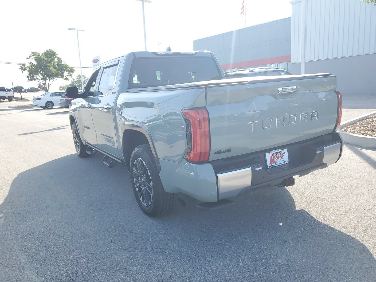 Certified 2025 Toyota Tundra Limited AWD/4WD image 3