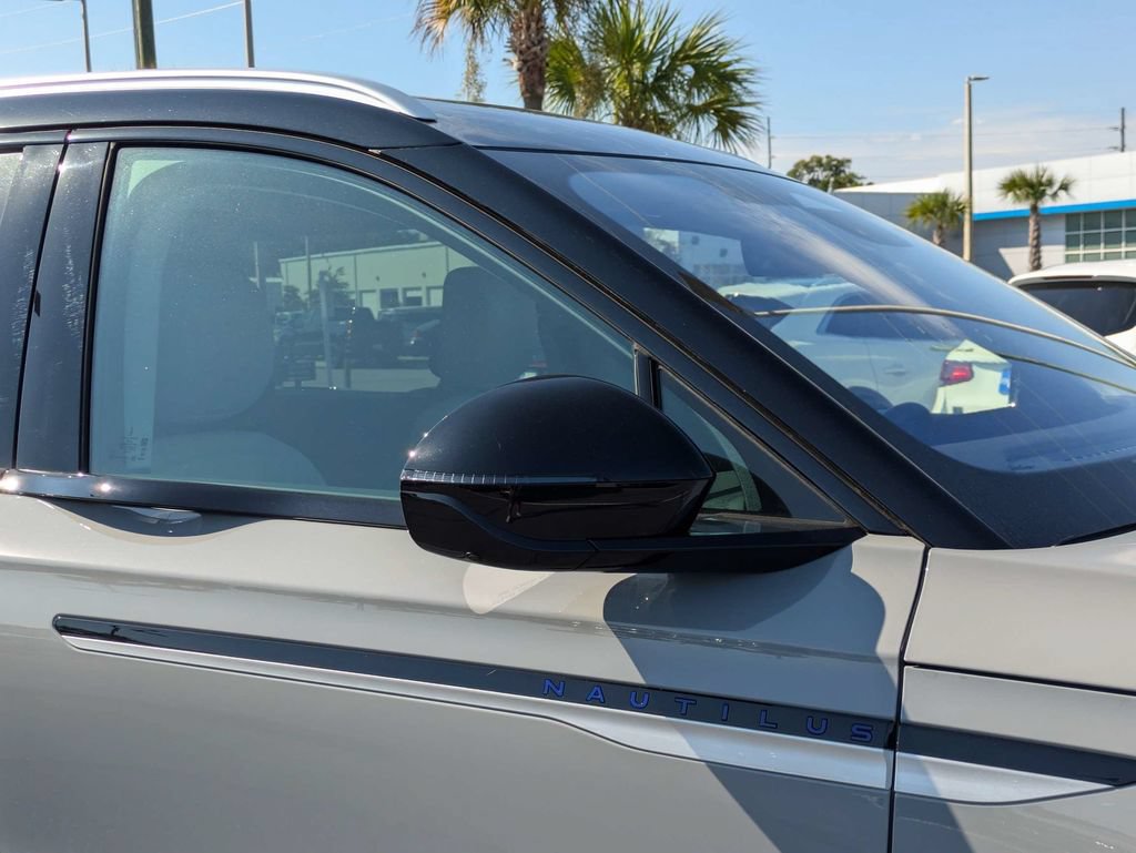 New 2026 Lincoln Nautilus Reserve AWD/4WD image 12