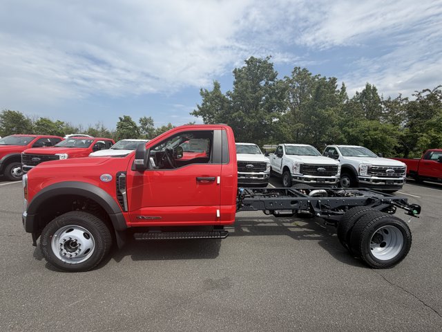 New 2026 Ford F550 4x4 Regular Cab Super Duty image 3