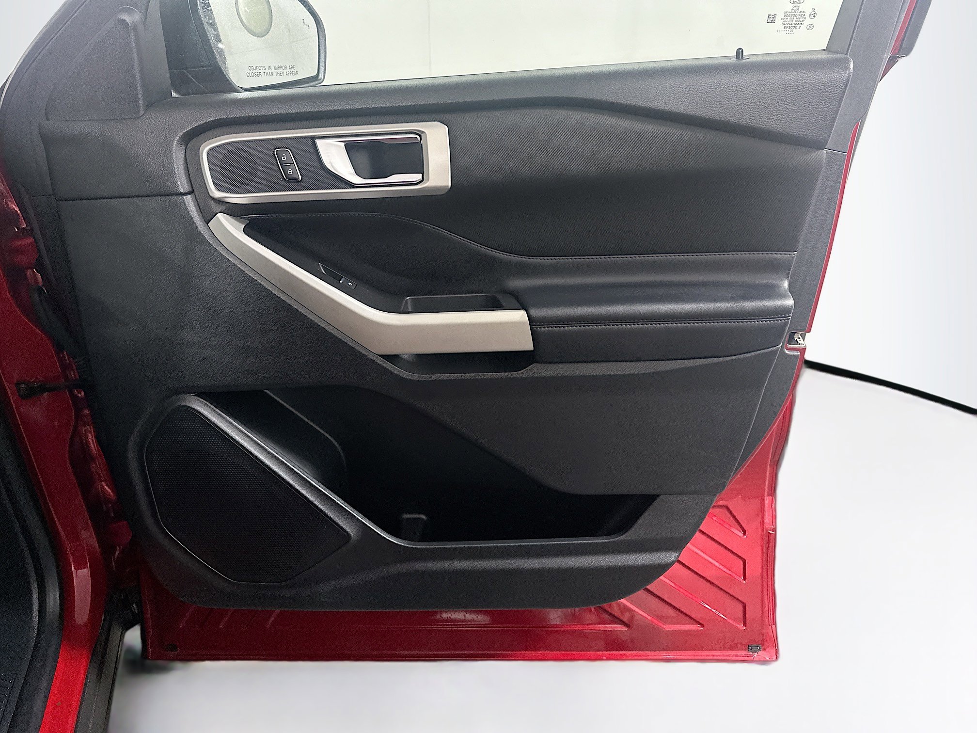 Used 2020 Ford Explorer XLT RWD image 33