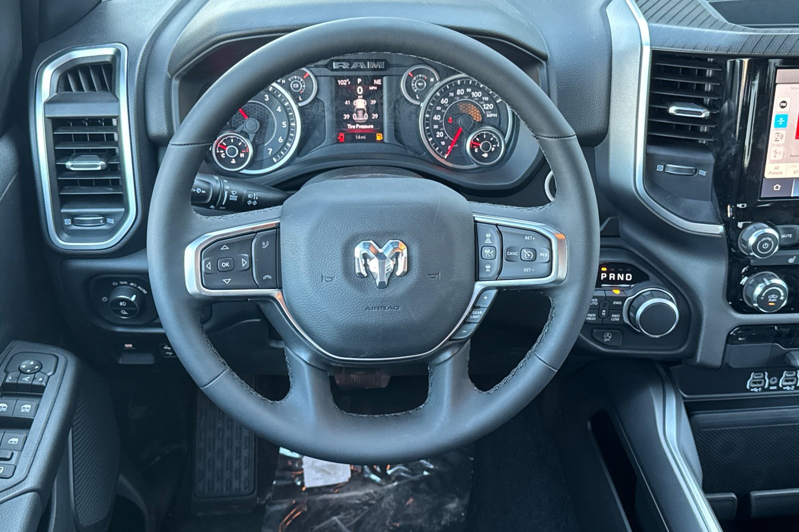 New 2027 RAM 1500 4x4 Crew Cab image 13