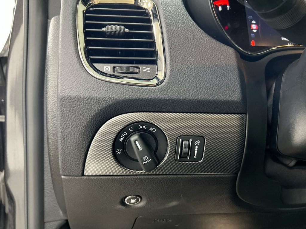 Used 2020 Dodge Durango R/T AWD/4WD image 19